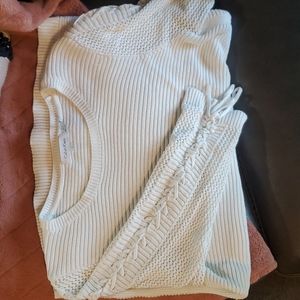 Calvin Klein Sweater